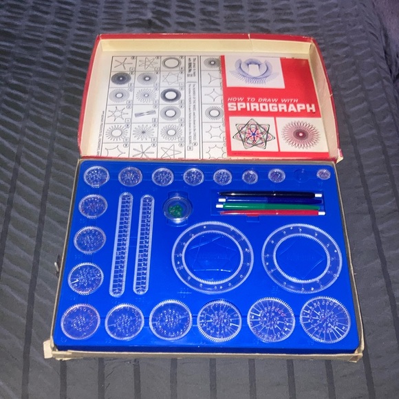 Vintage, Spirograph, only missing one piece, - Picture 2 of 5